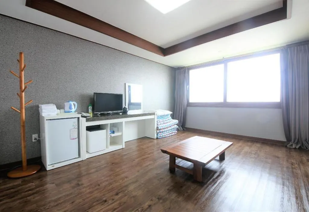 Woorim Hotel Jeju