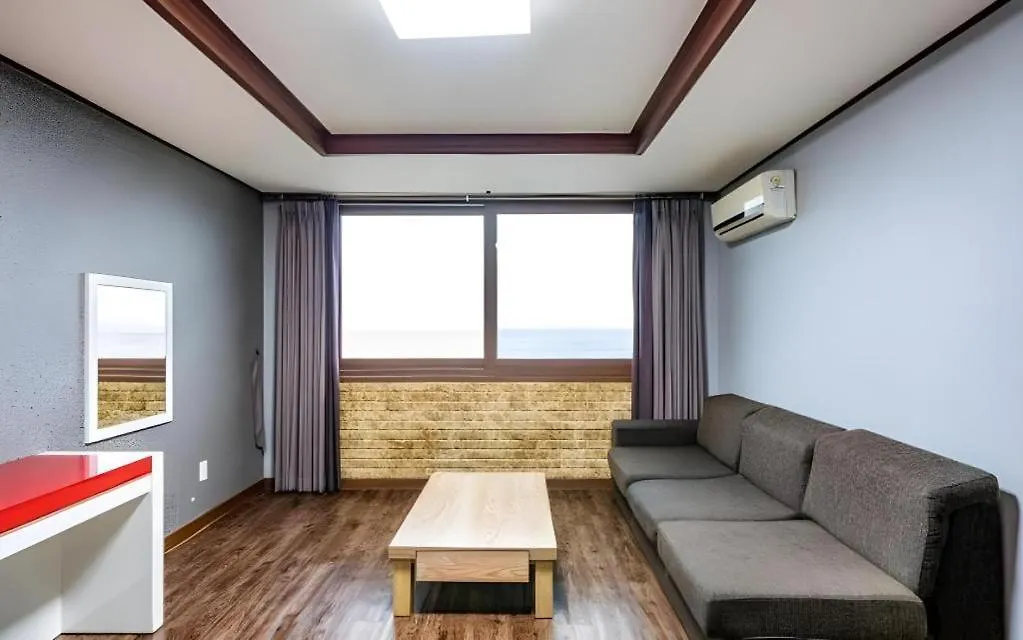 מוטל ג'גו Woorim Hotel