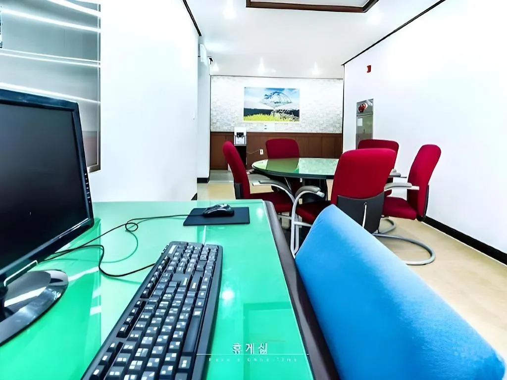 Woorim Hotel Jeju Motel